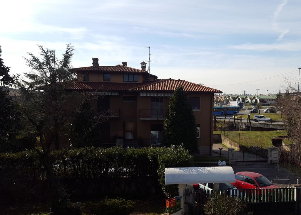 Guesthouse La Villa Zanica Exterior foto